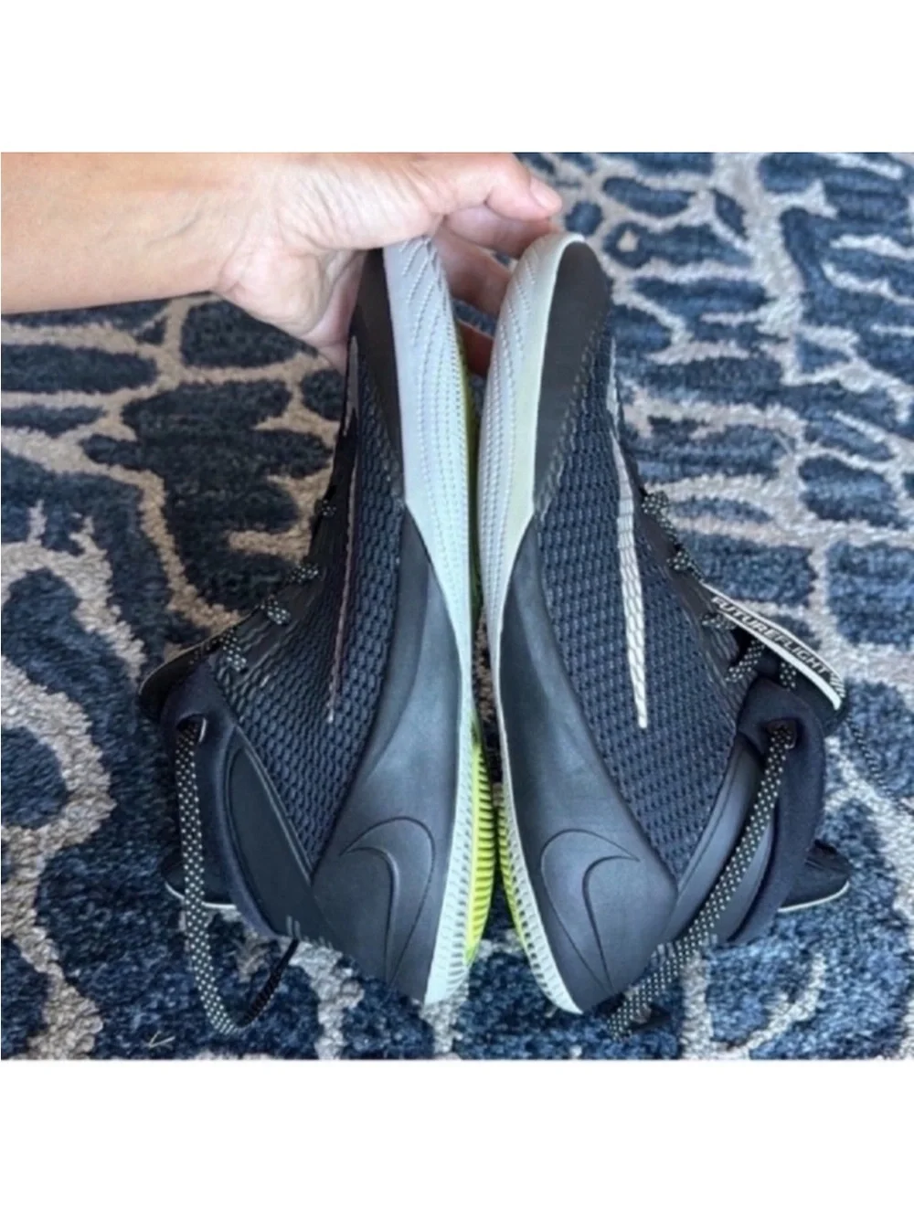 Nike Boys/Kids/Youth Basketball Shoes Future Flight Gs Size 7Y Black Silver